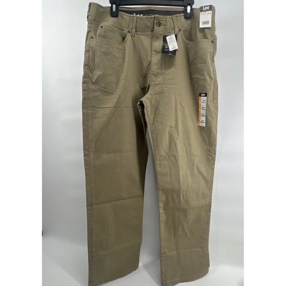 NEW Lee Extreme Motion Mens Relaxed Straight Pants 36x30 KC Khaki Cotton NWT - Picture 1 of 13